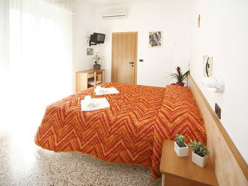 Hotel Zurigo Rimini Exterior photo