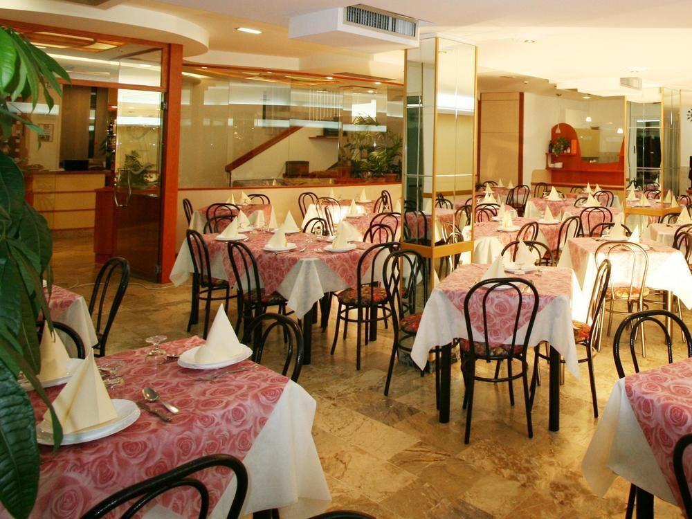 Hotel Zurigo Rimini Exterior photo