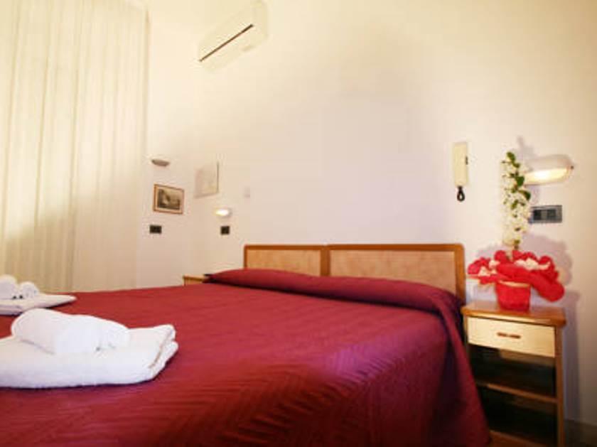 Hotel Zurigo Rimini Exterior photo