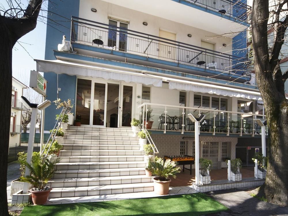 Hotel Zurigo Rimini Exterior photo